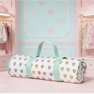 Roller Rabbit x Target Disco Hearts Wave Picnic Blanket White Teal 72x72 NWT